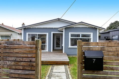 Photo of property in 7 Lyn Street, Lynmouth, New Plymouth, 4310