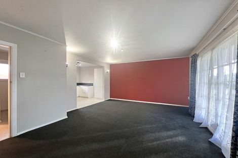 Photo of property in 2/1068 Fergusson Drive, Clouston Park, Upper Hutt, 5018