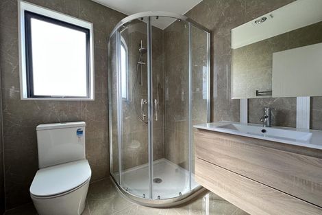 Photo of property in 11c Mandarin Place, Half Moon Bay, Auckland, 2012