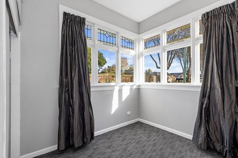 Photo of property in 27 Massey Crescent, St Albans, Christchurch, 8014