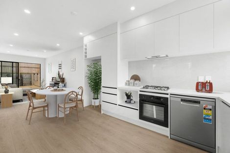 Photo of property in 6 Wild Flower Way, Karaka, Papakura, 2113