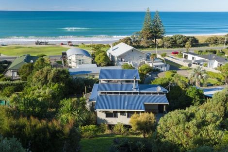 Photo of property in 61b Moana Road, Okitu, Gisborne, 4010