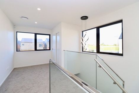 Photo of property in 12 Murray Grey Lane, Karaka, 2580