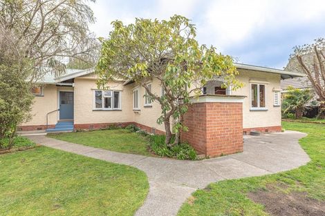 Photo of property in 11 Selwyn Crescent, College Estate, Whanganui, 4500