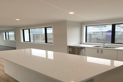 Photo of property in 4 Pateke Drive, Kenepuru, Porirua, 5022