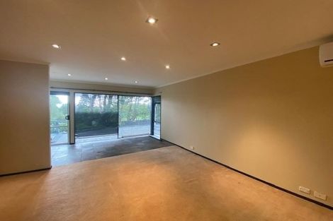 Photo of property in 87 Point View Drive, East Tamaki Heights, Auckland, 2016