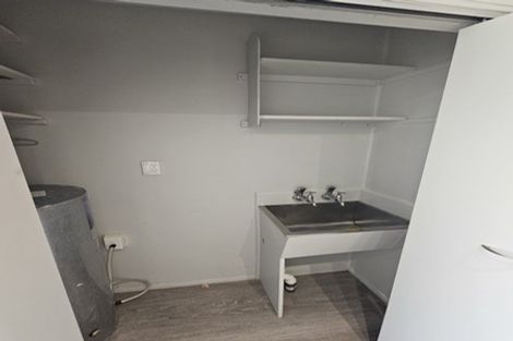 Photo of property in 2/9 View Road, Papakura, 2110