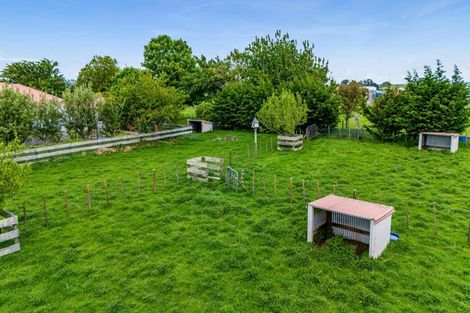 Photo of property in 33 High Street, Eltham, 4322