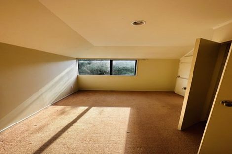 Photo of property in 2/32 Centorian Drive, Windsor Park, Auckland, 0632