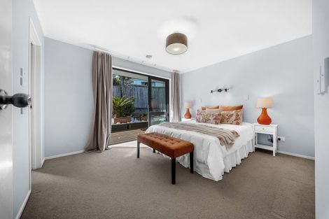 Photo of property in 11 Cognac Place, Henderson, Auckland, 0612