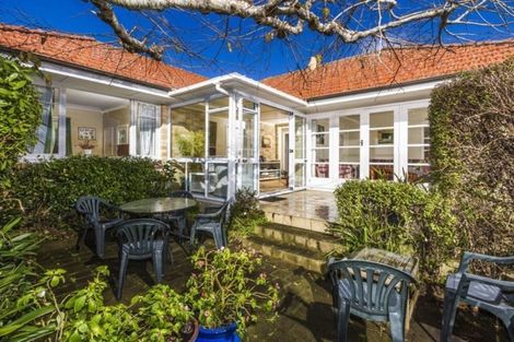 Photo of property in 47 Kawerau Avenue, Devonport, Auckland, 0624