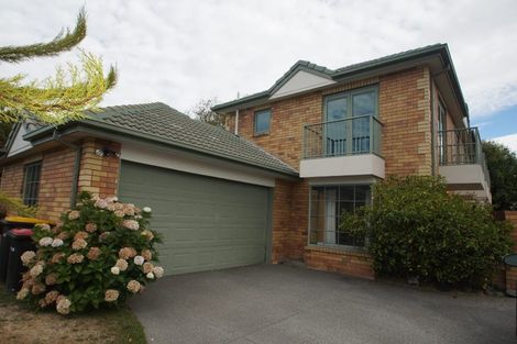 Photo of property in 1/5 Chateau Drive, Burnside, Christchurch, 8053