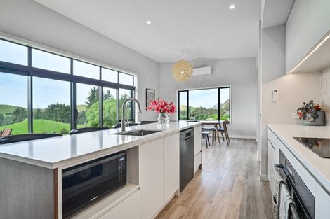 Photo of property in 1409 Taihape Road, Sherenden, Hastings, 4179