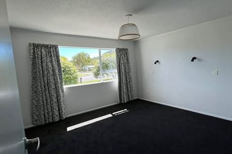 Photo of property in 1a He Awa Crescent, Waikanae, 5036