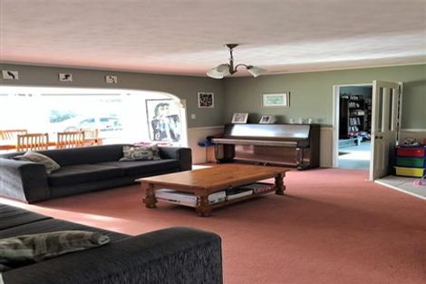 Photo of property in 58a Plateau Road, Te Marua, Upper Hutt, 5018