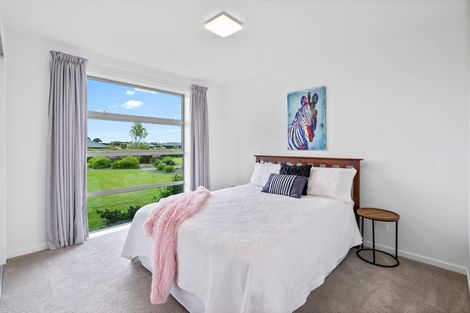 Photo of property in 11 Majestic Chance, Seaward Bush, Invercargill, 9812