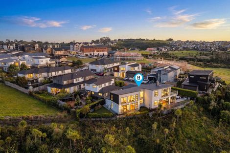 Photo of property in 41 Bounty Road, Long Bay, Auckland, 0630