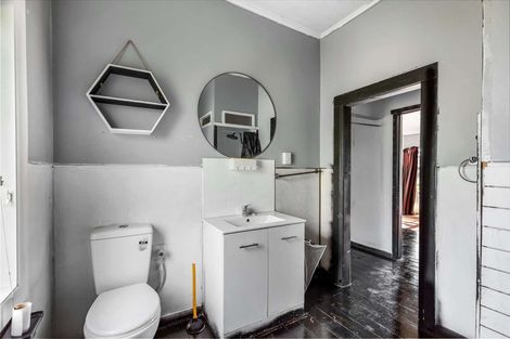 Photo of property in 34 Mclean Street, Woodville, 4920