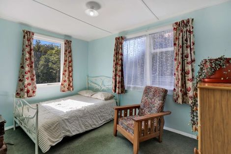 Photo of property in 6 Mahoe Place, Gonville, Whanganui, 4501