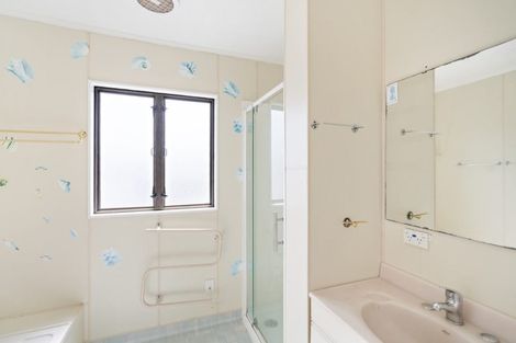 Photo of property in 2/77 Fitzroy Street, Papatoetoe, Auckland, 2104