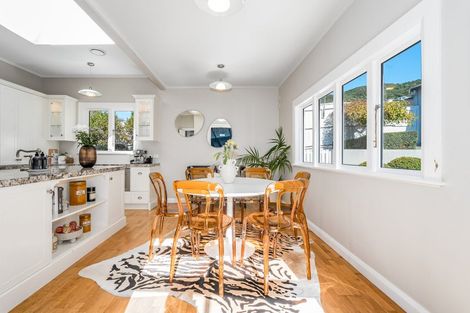 Photo of property in 82 Campbell Street, Karori, Wellington, 6012