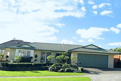 Photo of property in 8 Manara Place, The Gardens, Auckland, 2105