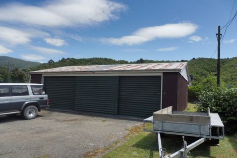Photo of property in 91a Waikawa Road, Picton, 7220