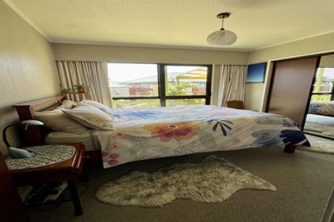 Photo of property in 44c Woodend Road, Woodend, 7610