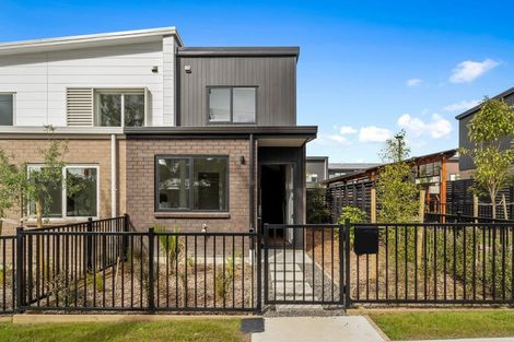 Photo of property in 345 Glengarry Road, Glen Eden, Auckland, 0602