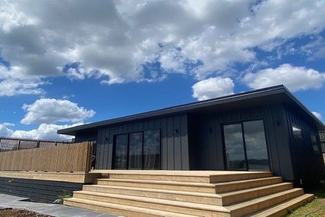 Photo of property in 33 Omahina Street, Raglan, 3225