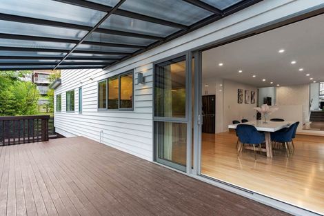 Photo of property in 71 Hebron Road, Waiake, Auckland, 0630