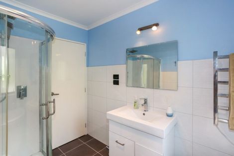 Photo of property in 36 Cape Vista Crescent, Pukekohe, 2120