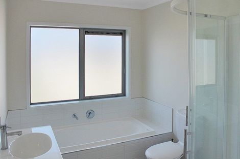 Photo of property in 160 Travis Road, New Brighton, Christchurch, 8083