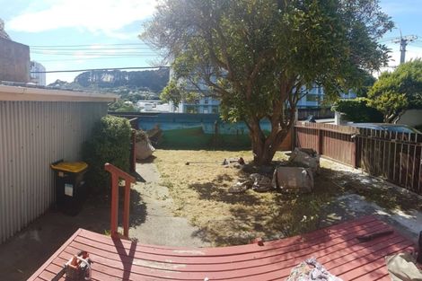 Photo of property in 62 Russell Terrace, Berhampore, Wellington, 6023