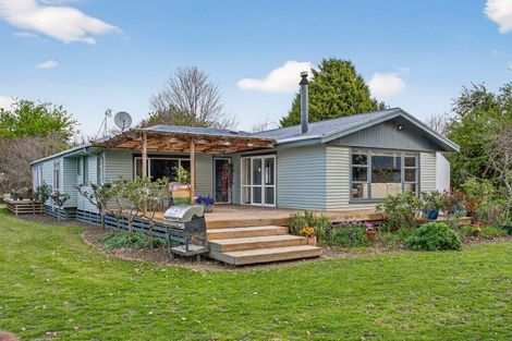 Photo of property in 8 Ingram Road, Waerengaahika, Gisborne, 4071