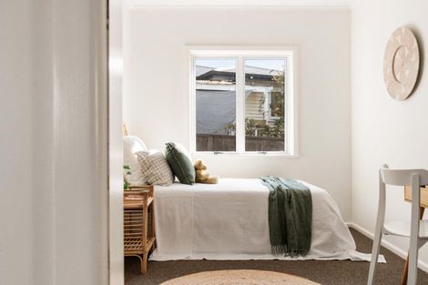 Photo of property in 16 Brown Terrace, Te Puke, 3119