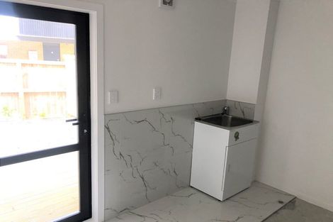 Photo of property in 16 Inverness Avenue, Hamilton East, Hamilton, 3216