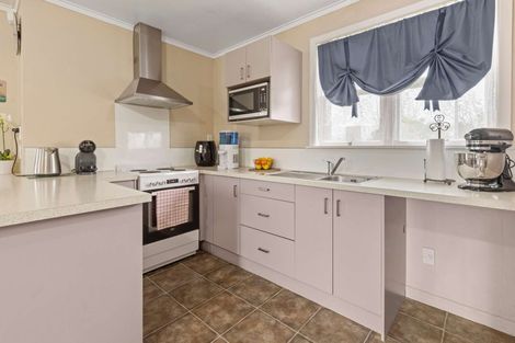 Photo of property in 305 Hazelmere Crescent, Te Awamutu, 3800