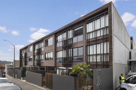 Photo of property in Vedado Apartments, 109/41 Hopper Street, Mount Cook, Wellington, 6011