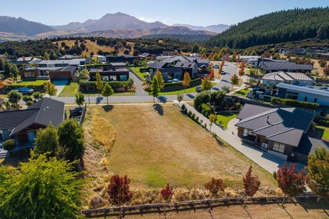 Photo of property in 44 Minaret Ridge, Wanaka, 9305
