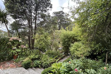 Photo of property in 90 Glenmore Street, Northland, Wellington, 6012