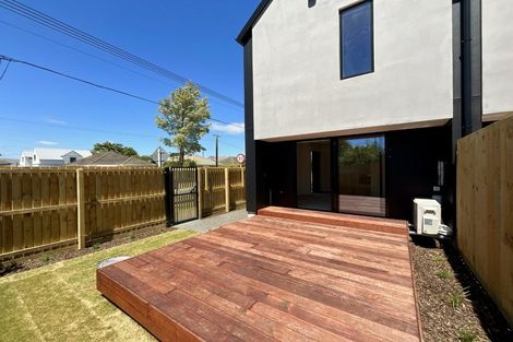 Photo of property in 1/107 Smith Street, Woolston, 8062