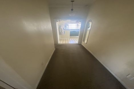 Photo of property in 104 Kenderdine Road, Papatoetoe, Auckland, 2025