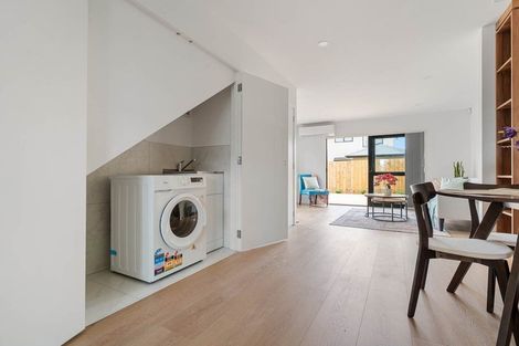 Photo of property in 5/32 Tapuwae Way, Mangere Bridge, 2022