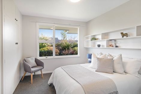 Photo of property in 136 Dyers Pass Road, Cashmere, Christchurch, 8022