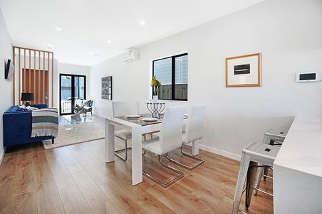 Photo of property in 16 Laquinta Place, Flat Bush, Auckland, 2019