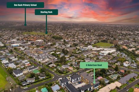Photo of property in 3/6 Robertson Road, Ranui, Auckland, 0612