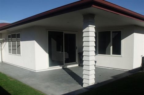 Photo of property in 1113 Karamu Road North, Mayfair, Hastings, 4122