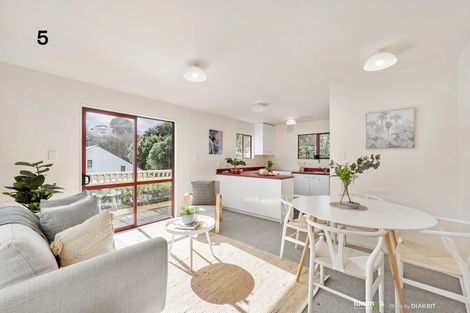 Photo of property in 8 Alameda Terrace, Aro Valley, Wellington, 6021