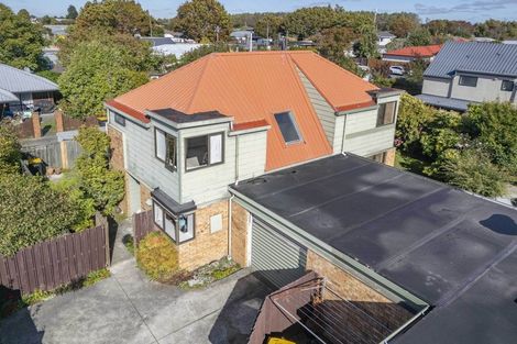 Photo of property in 2/4 Gatonby Place, Avonhead, Christchurch, 8042